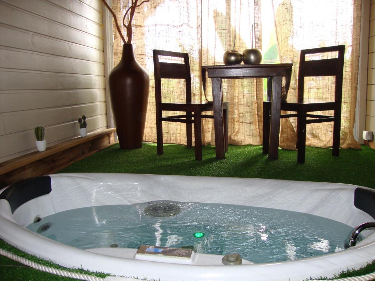 Eden Paradise Spa Ecolodge 상트루스 외부 사진