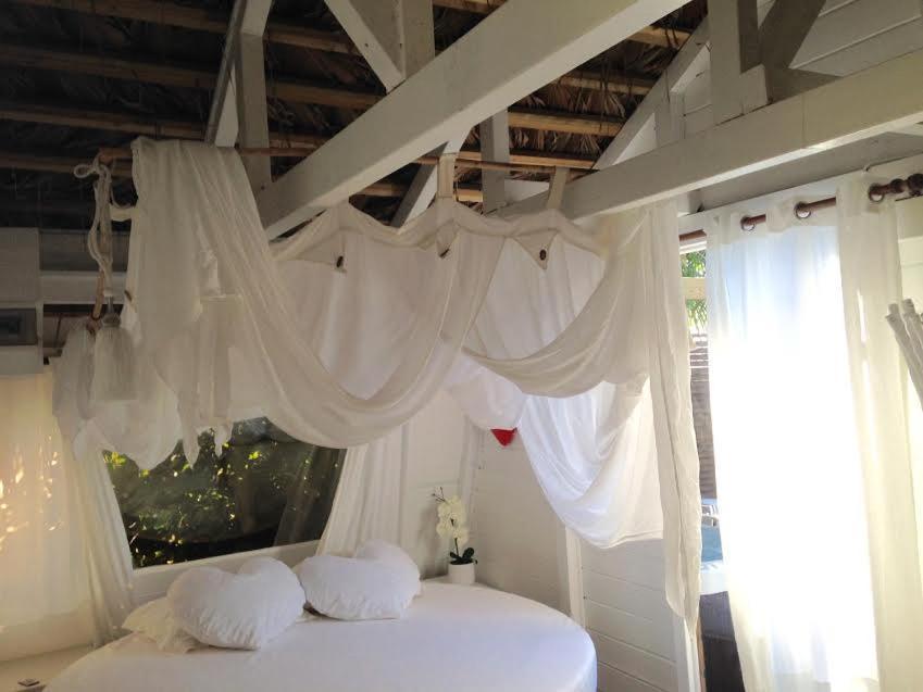 Eden Paradise Spa Ecolodge 상트루스 외부 사진